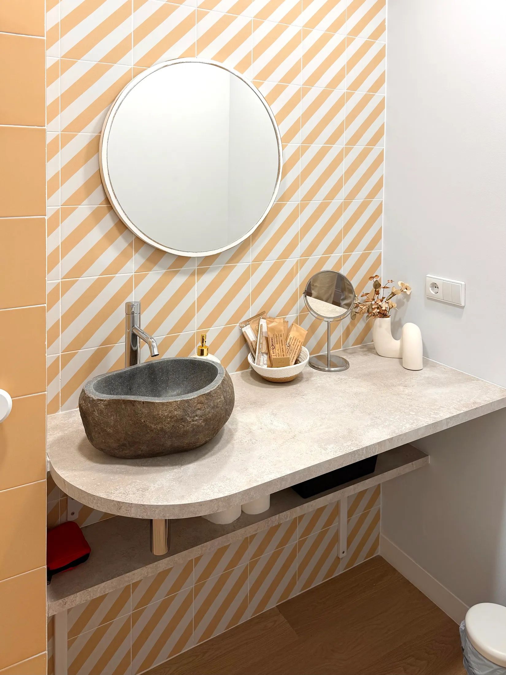 Bathroom detail, apartment 2
