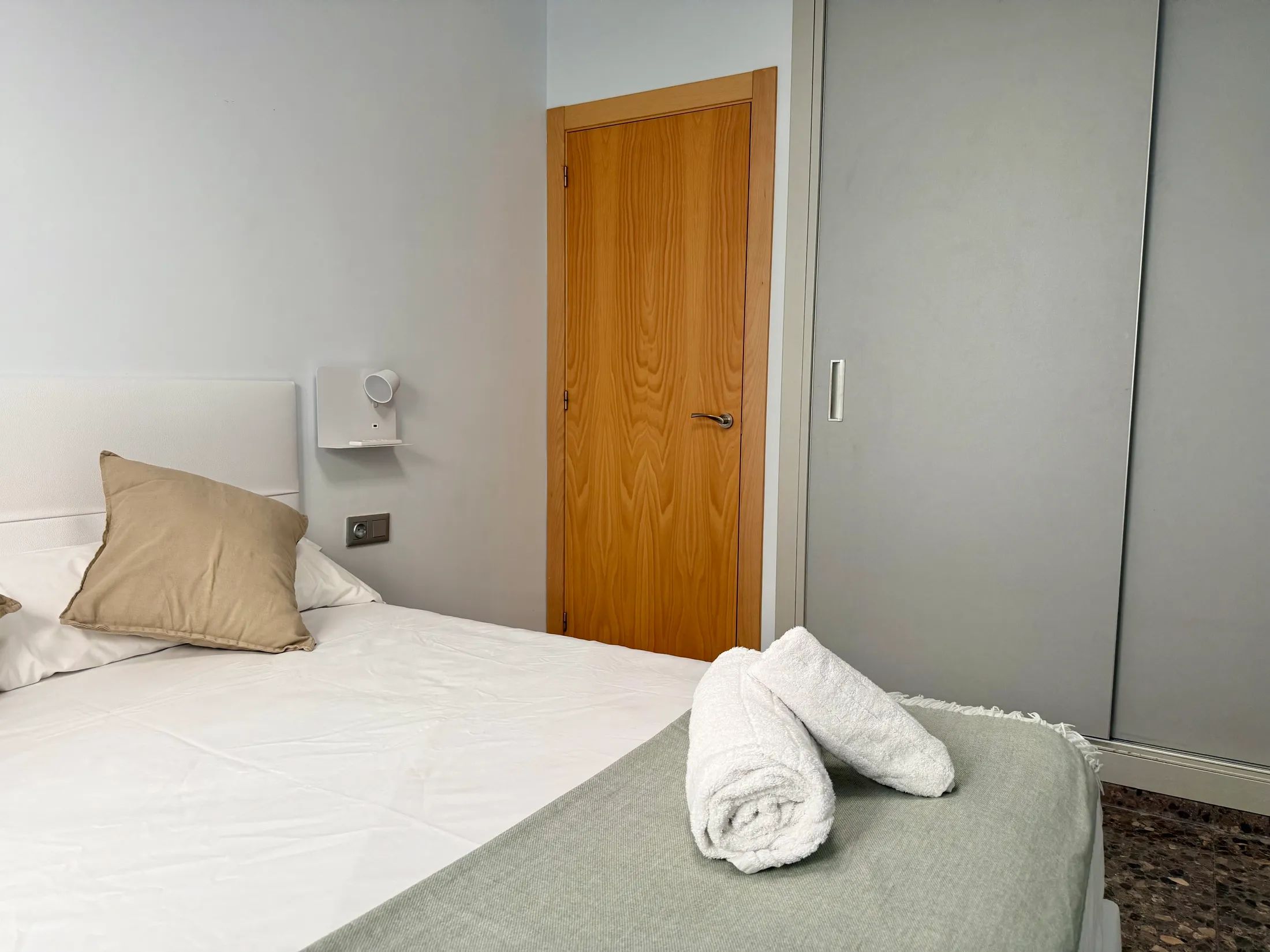 Bedroom, apartment 5