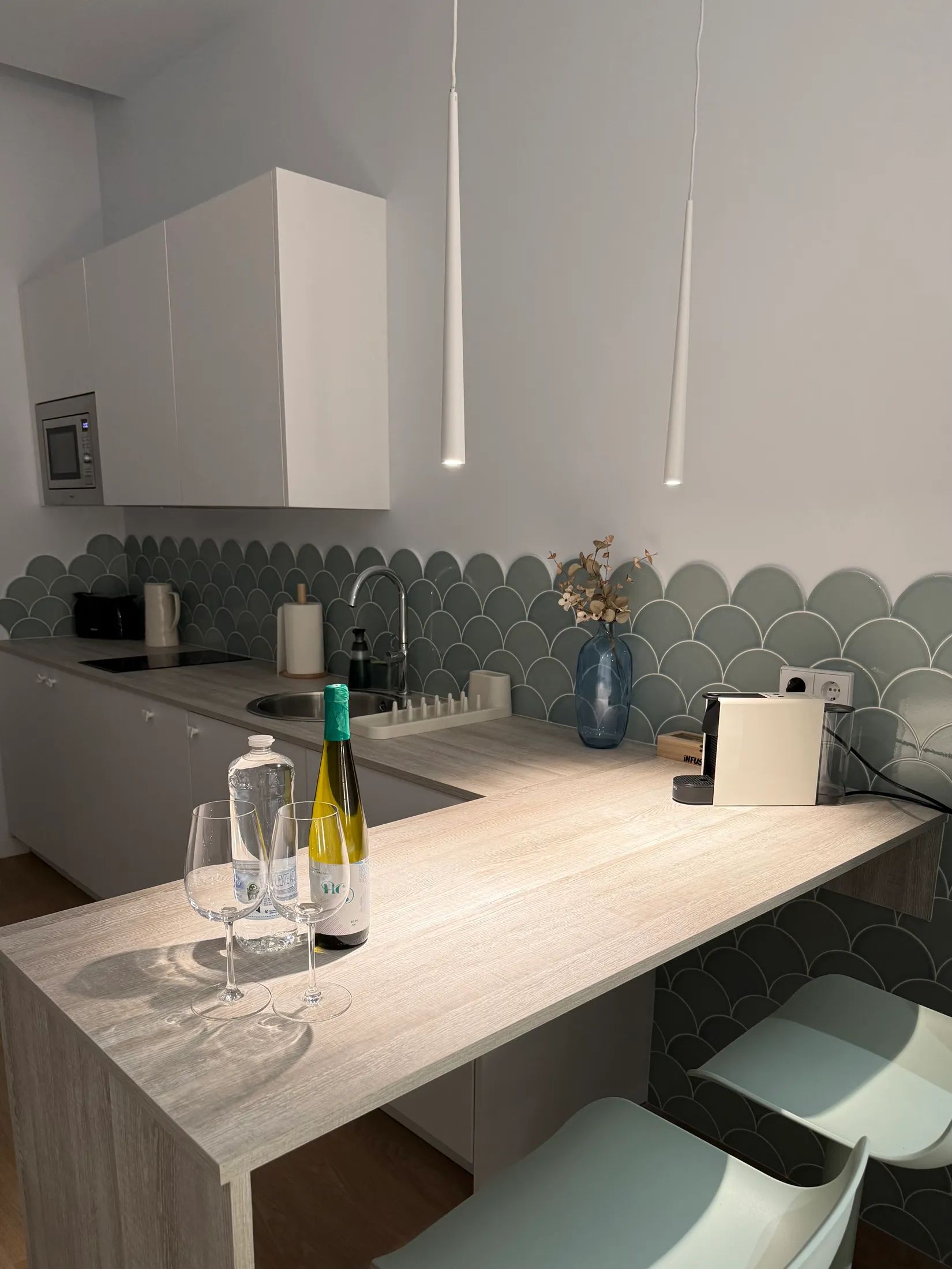 Equipped kitchen, apartment 2
