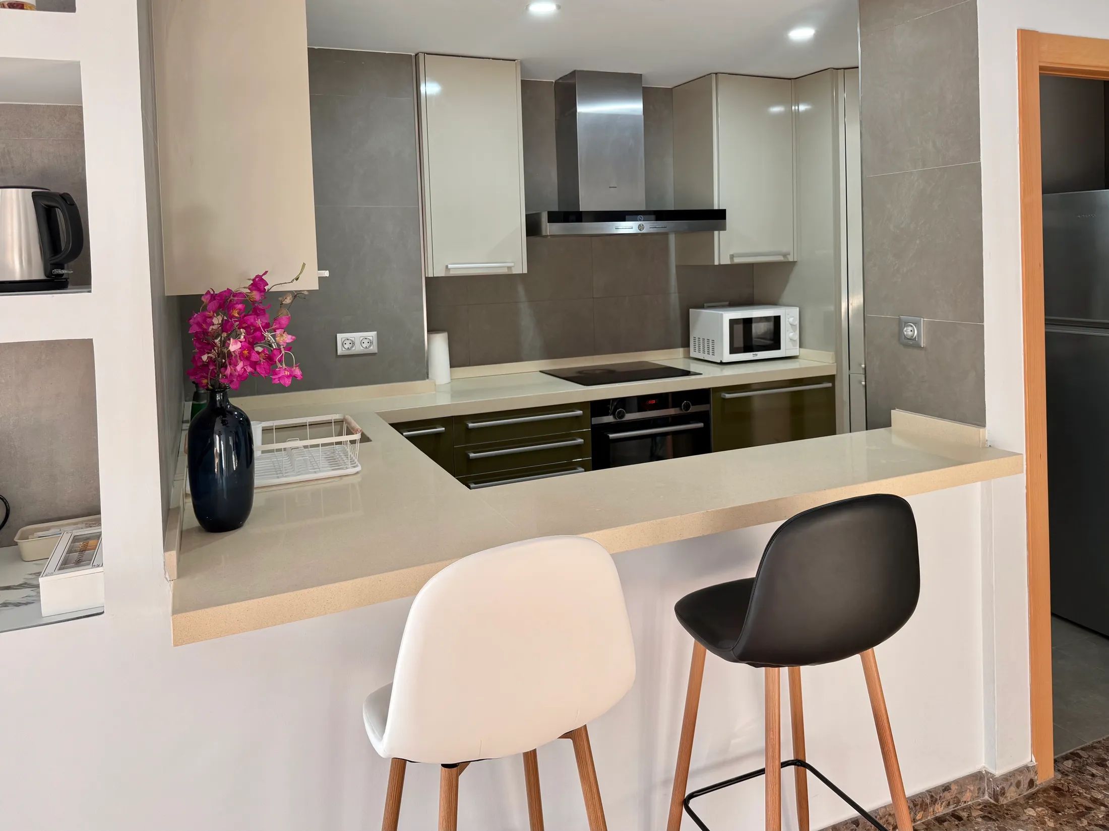 Equipped kitchen, apartment 5